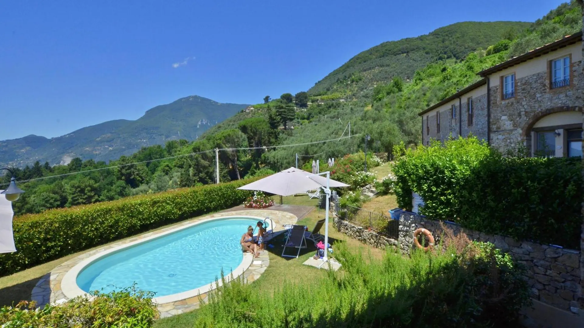Ginepro Grillo - Happy Rentals Camaiore